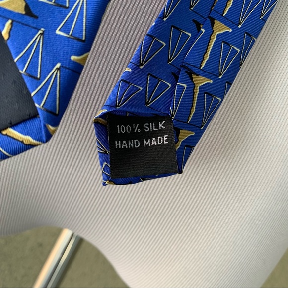 “Oliver Fitz” Silk Tie Blue with the Scales of Justice Lawyer Gift - Picture 6 of 10